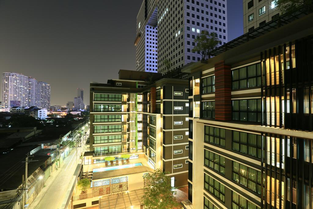 The Plimplace 2 Aparthotel Bangkok Exterior foto